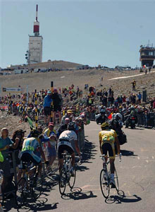 TDF 09 incredible crowds watched the GC battle between Alberto Contador, Andy Schleck, and Lance Armstrong on Mont Ventoux
